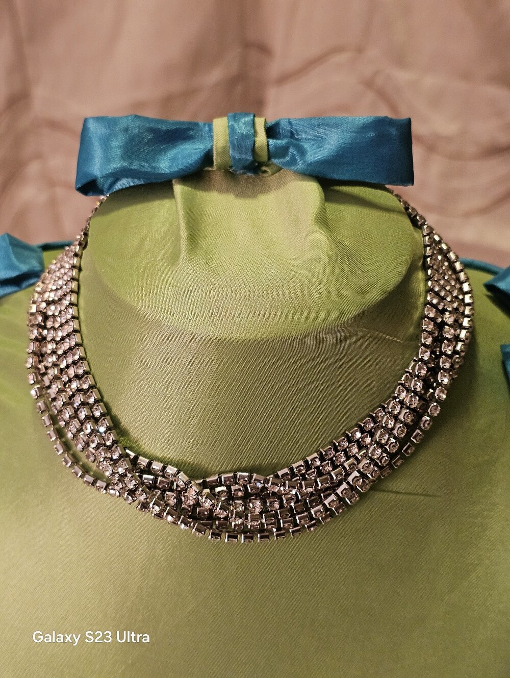 Beautiful Vibtage Necklace